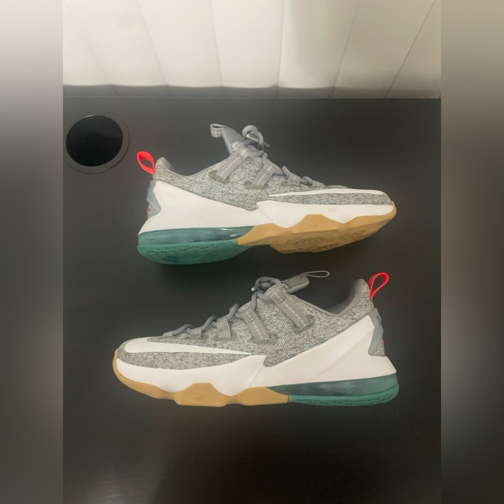 Nike LeBron 13 Low ‘Grey Gum’